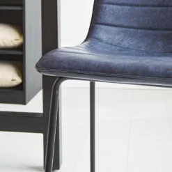 Industriële Barkruk Mark Blauw - Zithoogte 65 Cm - Kunstleder - Blauw -Puur Woood Winkel 1000042389 0103